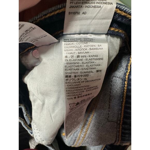 Levi’s 70’s High Rise Flare Women’s Size 30 - Picture 10 of 10